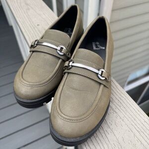 Report Kerry Olive Lug Sole Platform Loafers
